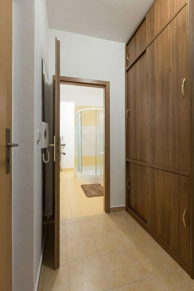Apartsee Living I.