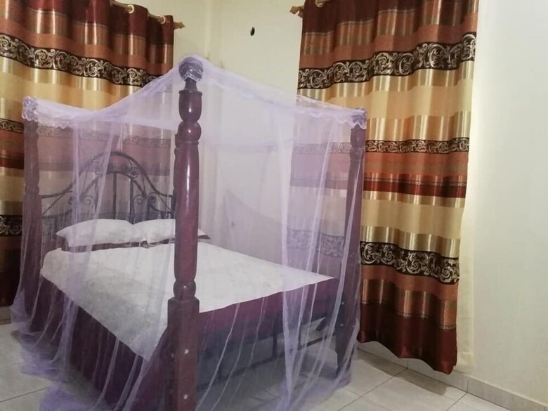 Hotel Martyrs Motel Ltd