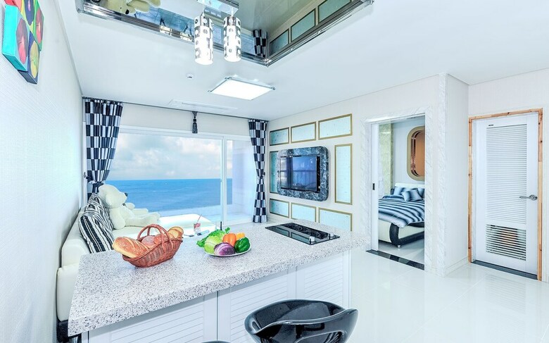 Hotel Pohang Pinewave Sea & Spa Pension