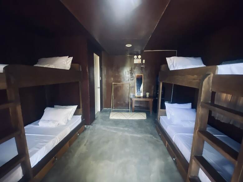 Hostal Cocovana Beach Resort - Hostel (Adults Only)