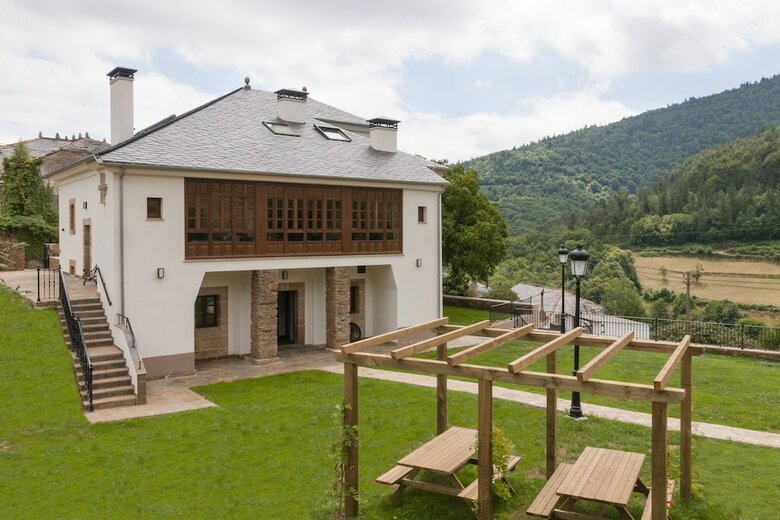 Apartamentos Rurales Los Mazos