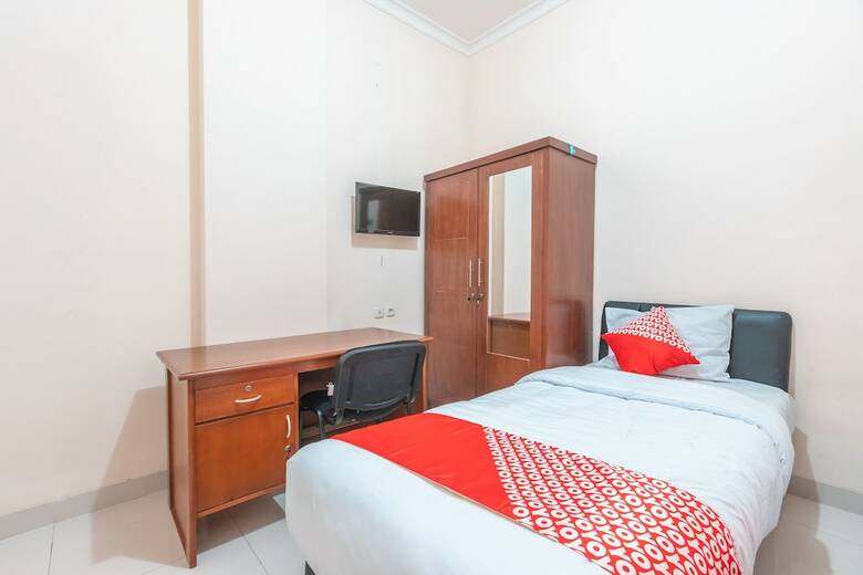 Hotel Oyo 2364 Cempaka Harapan Indah