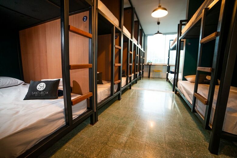 Hostal Santurcia Hostel - Adults Only