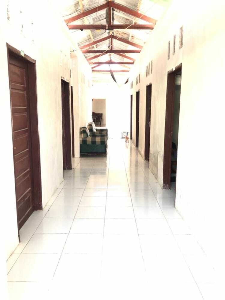 Hotel Penginapan Taman Makassar Indah