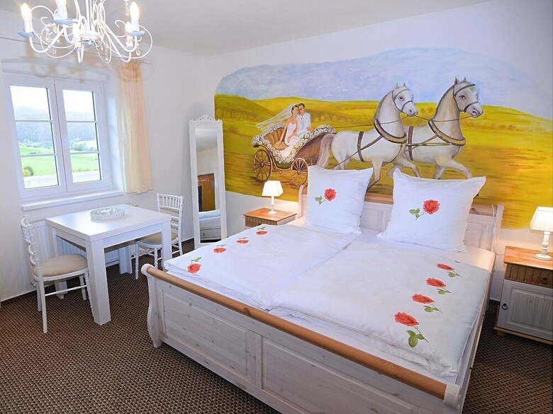 Spacious Villa Near Forest In Buchet