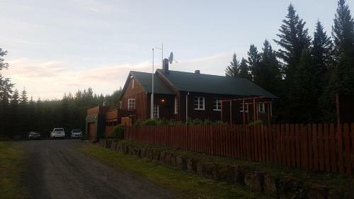 Bed & Breakfast Guesthouse Grai Hundurinn