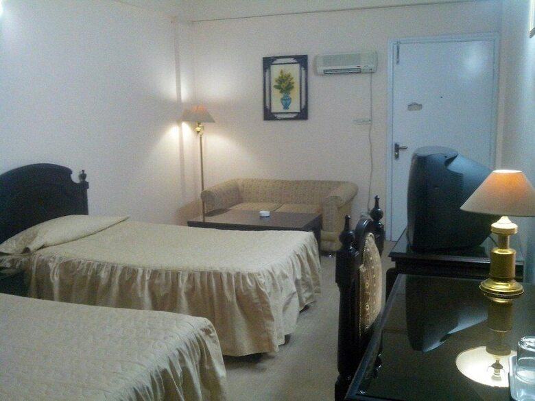 Hotel Savvana Inn