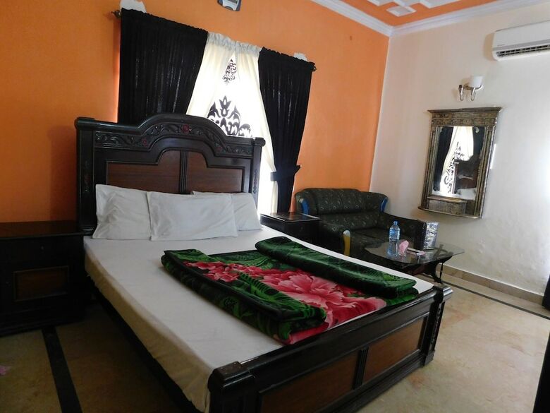 Hotel Capital Sweet Home