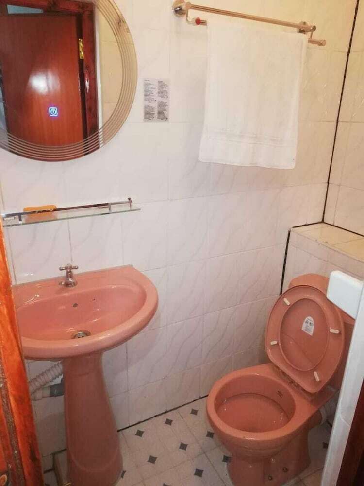 Hostal Guest House Hotel Chrisna