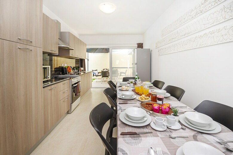 Apartamentos Summer Breeze Maisonette With Terrace