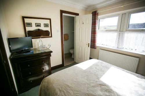 Bed & Breakfast Doonmacfelim House