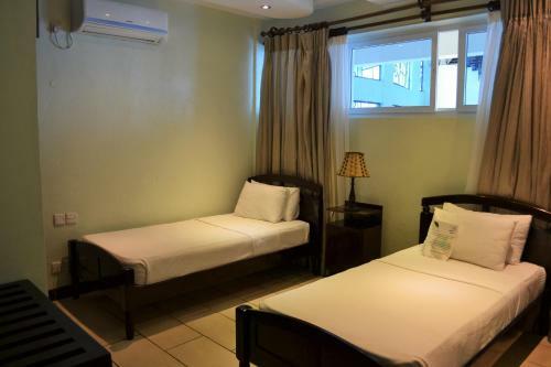 Aparthotel Cowrie Shell Beach Apartments