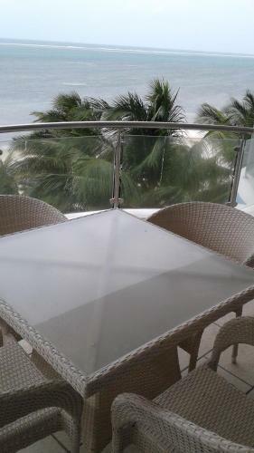 Aparthotel Cowrie Shell Beach Apartments