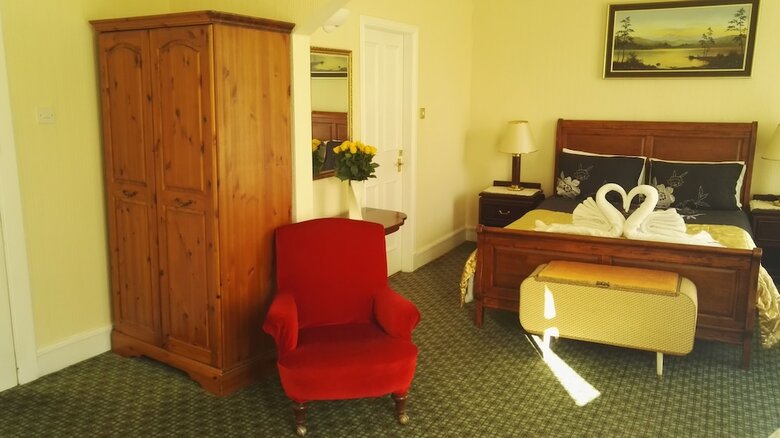 Victoria Hotel