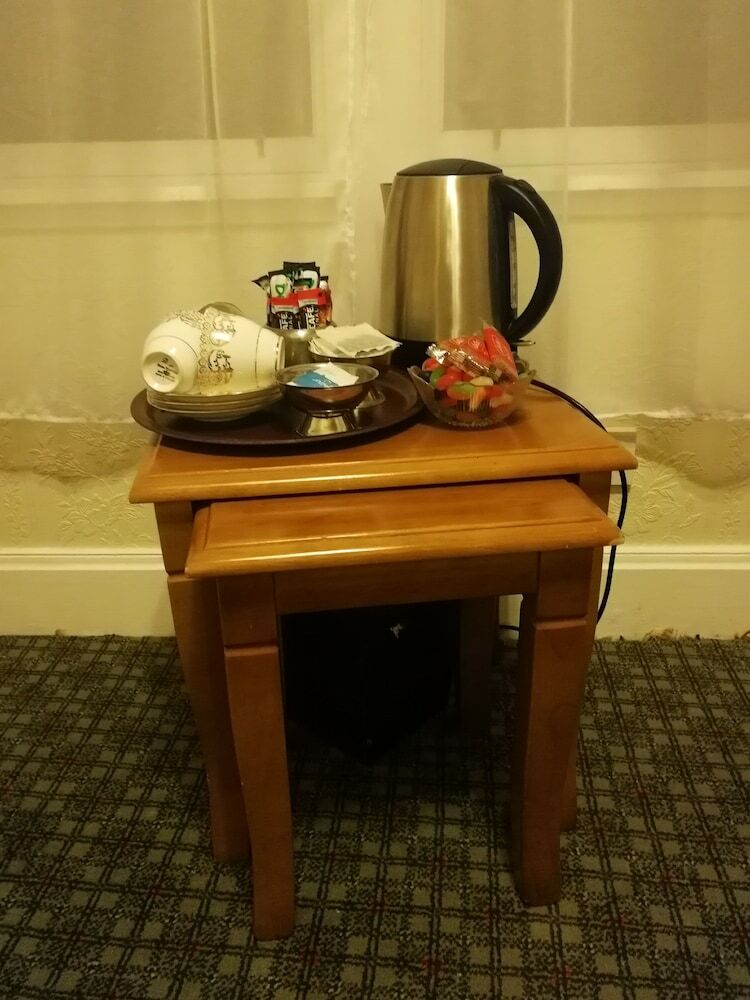 Victoria Hotel