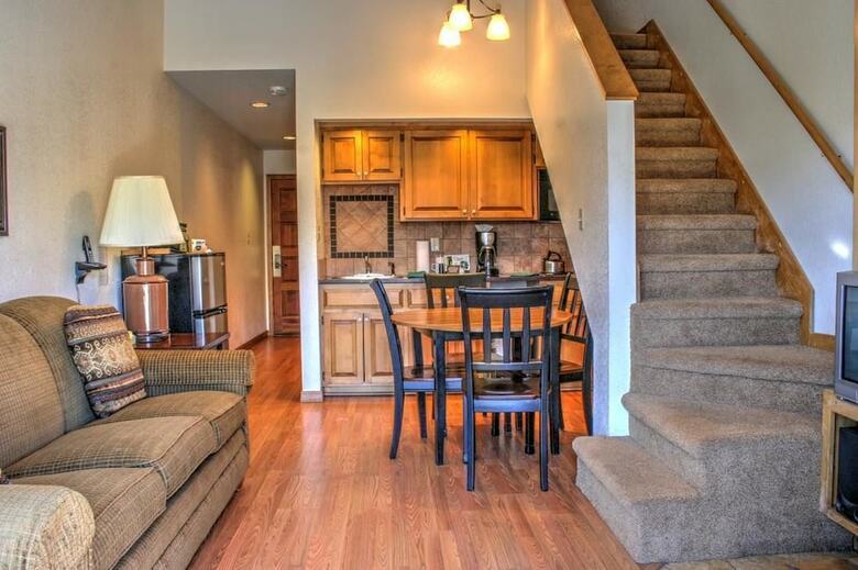 Cascade Village By The Ivy Group
