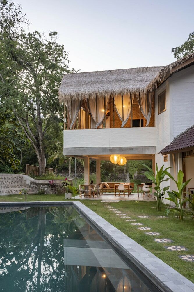 Bed & Breakfast Lombok Pool House