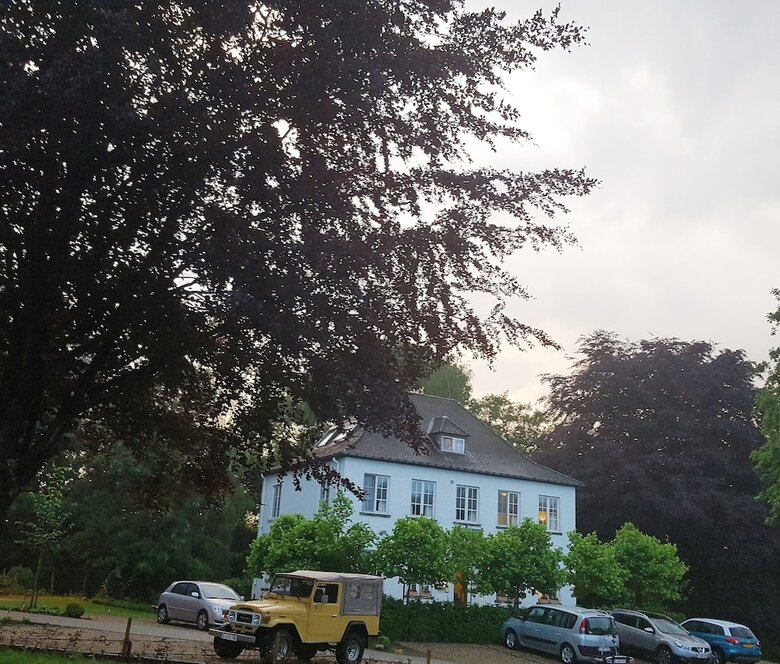 Hotel Au Nom de Dieu