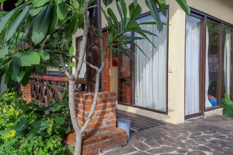 Hotel Oyo 3070 Villa Lovina Eco Lodge