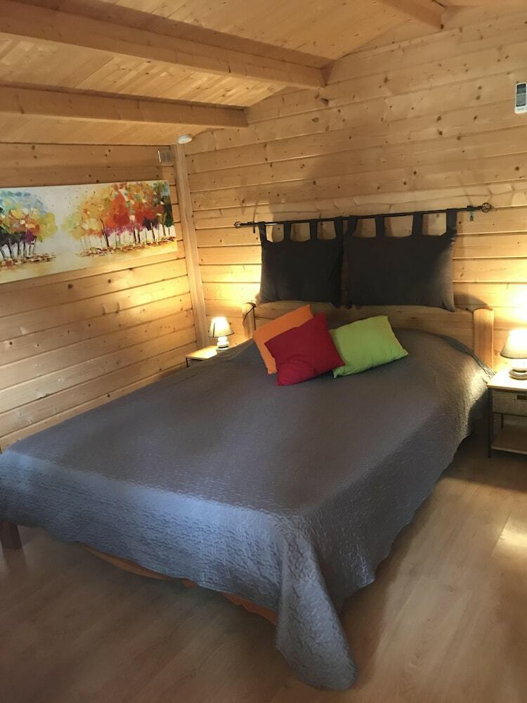 Bed & Breakfast Le Mas de La Pin�de