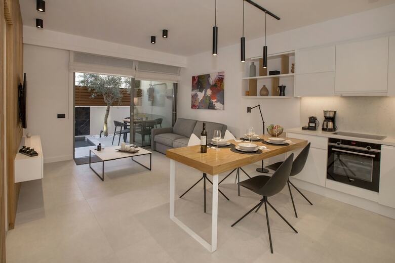 Apartamentos Acropolis Golden Suites By Ghh