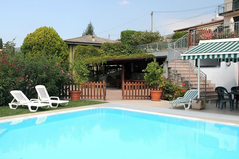 Apartment Montegolo Four With Pool And Lake View