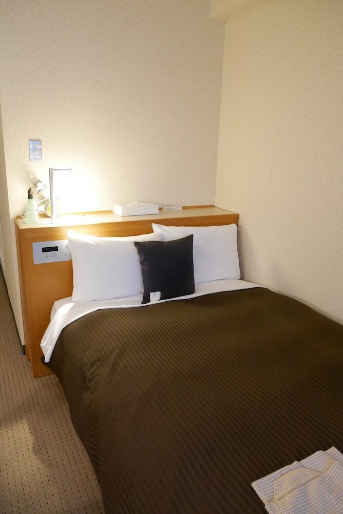 Hotel Livemax Yokohama-kannai