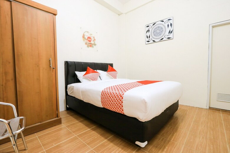 Hostal Oyo 2614 Demasto Homestay