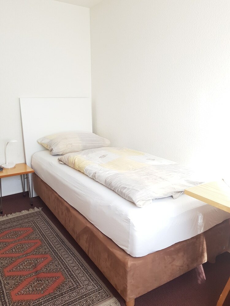 Hotel - Pension - Weller