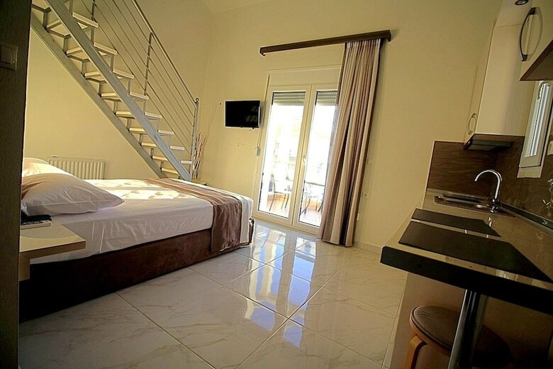 Aparthotel Sky Rays Luxury Apartments