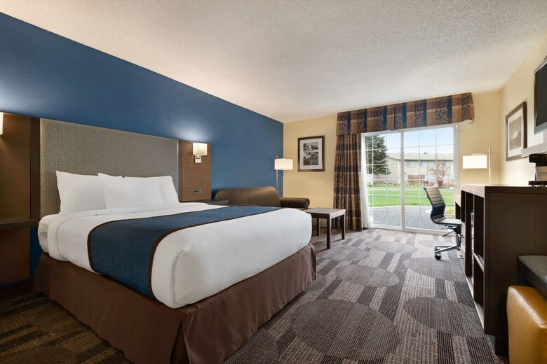 Hotel Ramada By Wyndham Spokane Airport
