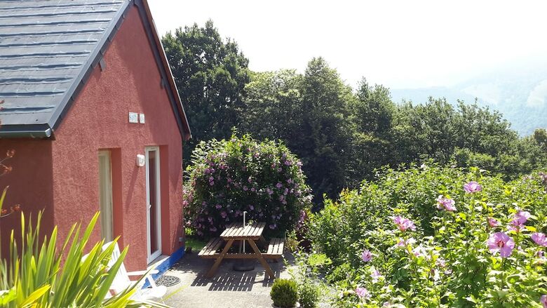 Les Hauts De Hurlevent Cottages