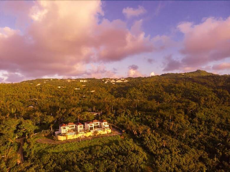 Villa Navy Hill Resort
