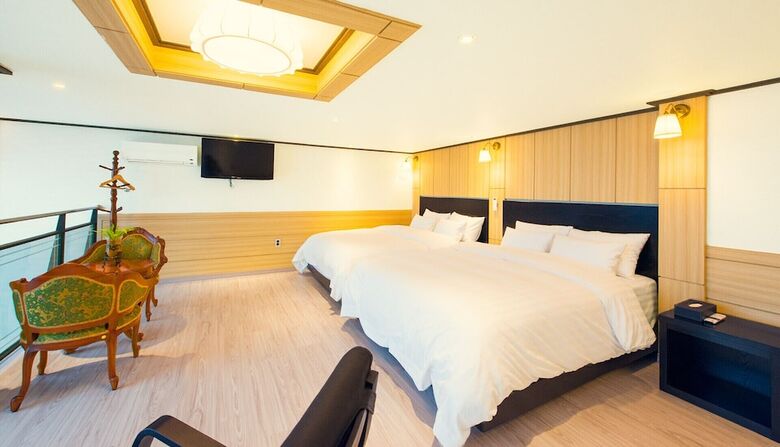 Aparthotel Sun&moon Pool Villa
