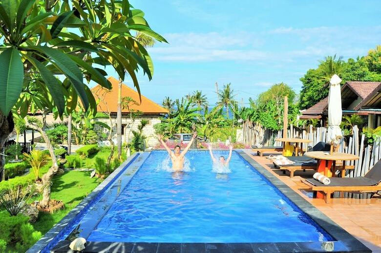 Bed & Breakfast Bakung Cozy Cottage