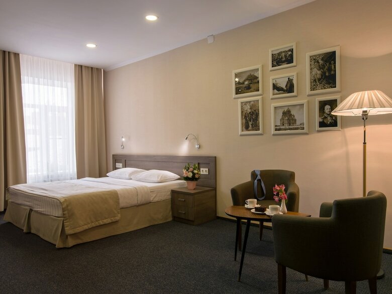 Hotel Platov