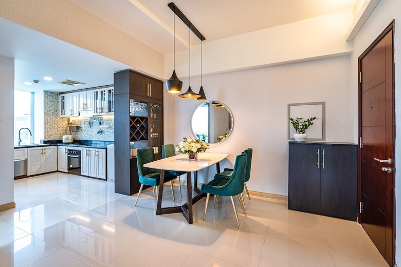 Bed & Breakfast Saigon Suites Collection By Idg In D1
