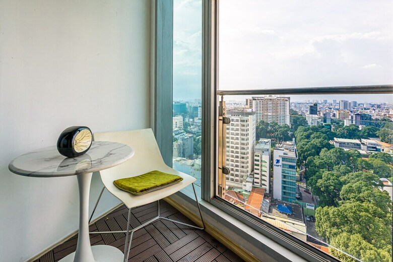 Bed & Breakfast Saigon Suites Collection By Idg In D1