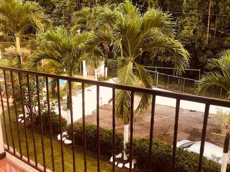 Casa Familiar Villa Aura