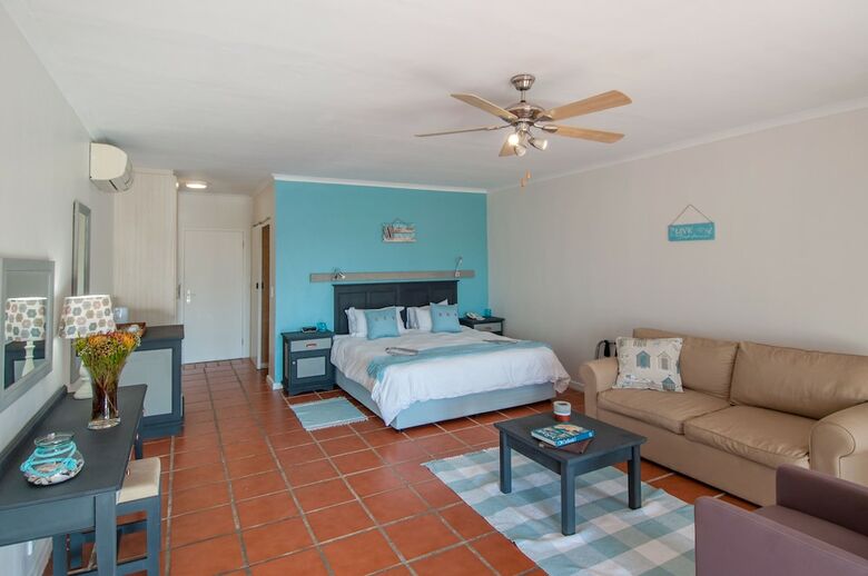 Hotel Wind-rose Guest House