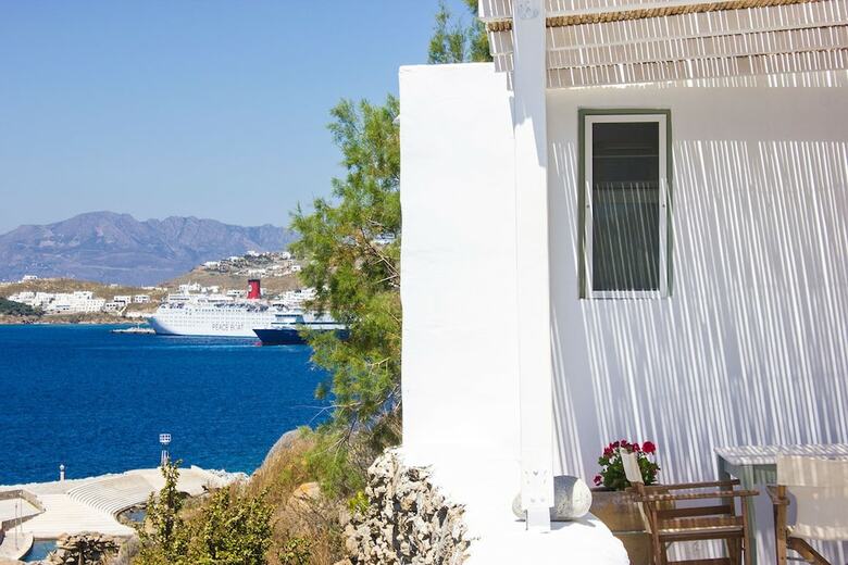 Omiros The Feelgood Hotel