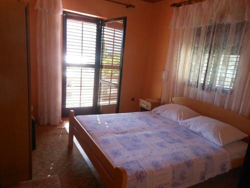 Hostal Lorena Rooms