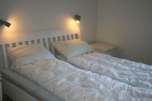Apartamentos R�ldal Booking