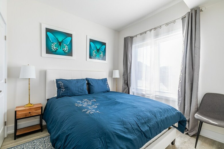 Simply Comfort Modern Hamilton Apartment
