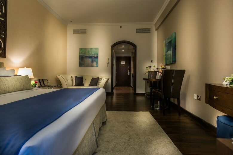Aparthotel First Central Hotel Suites