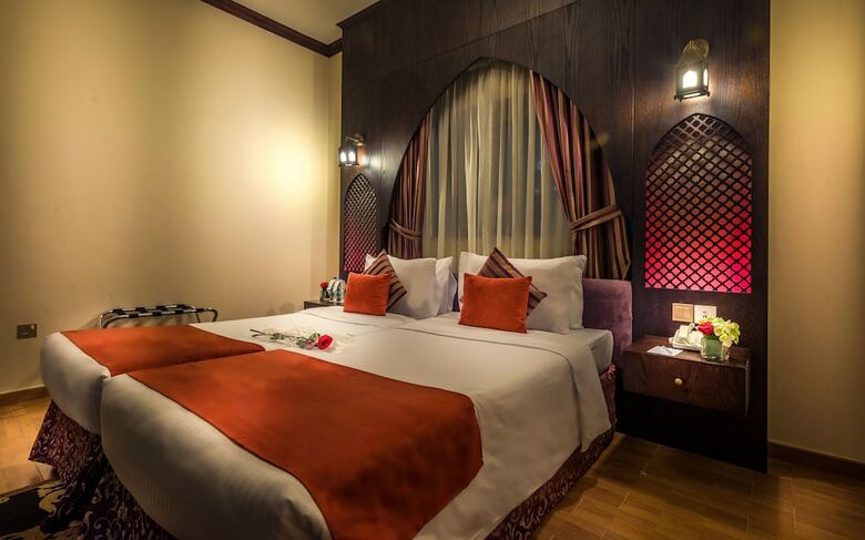 Aparthotel First Central Hotel Suites