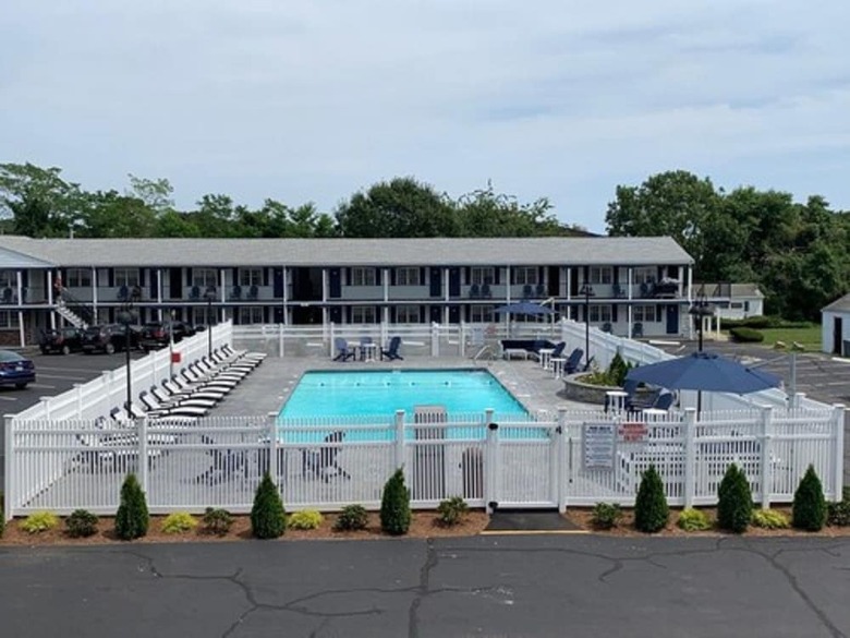 Hotel Tidewater Inn