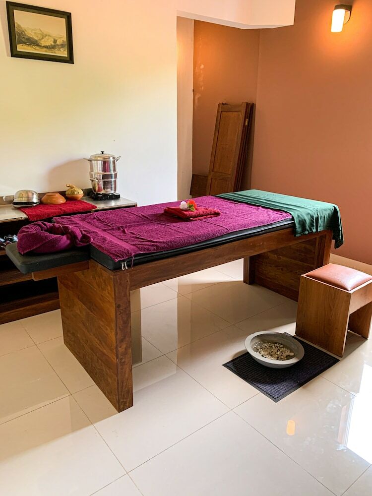 Hotel Akash Retreat And Spa