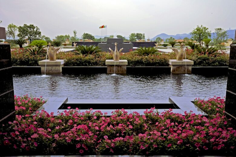 Hotel Yourworld International Conference Center