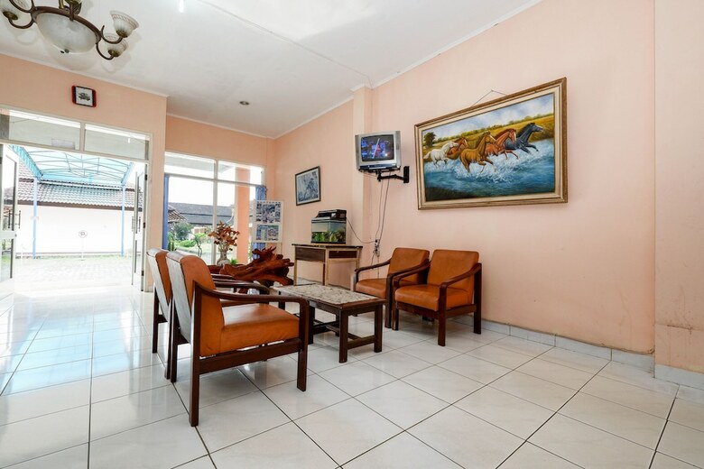 Oyo 2495 Hotel Wijaya